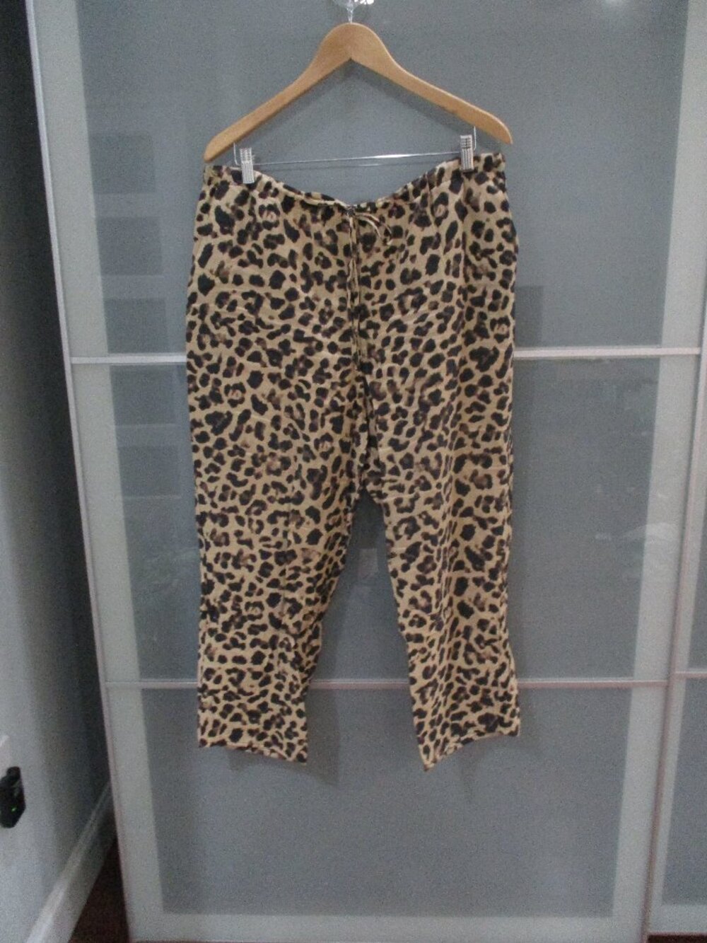 Zara Leopard Print High Rise Cropped Pants